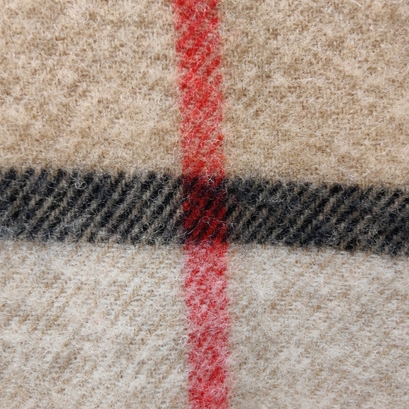 Vintage Highland Home Industries Lambswool Plaid Poncho, Size OS - Picture 11 of 12